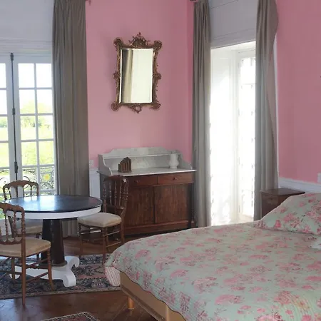 Chateau De Grandval - Sainte Mere Eglise Neuville-au-Plain