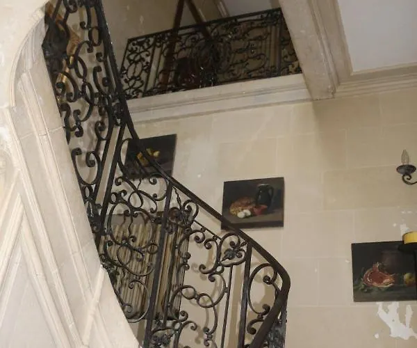 Château De Grandval - Sainte Mere Eglise Bed & Breakfast