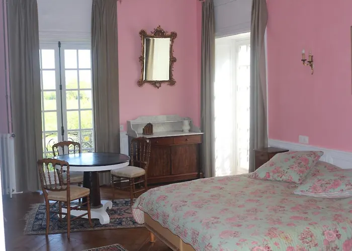 Chateau De Grandval - Sainte Mere Eglise Neuville-au-Plain